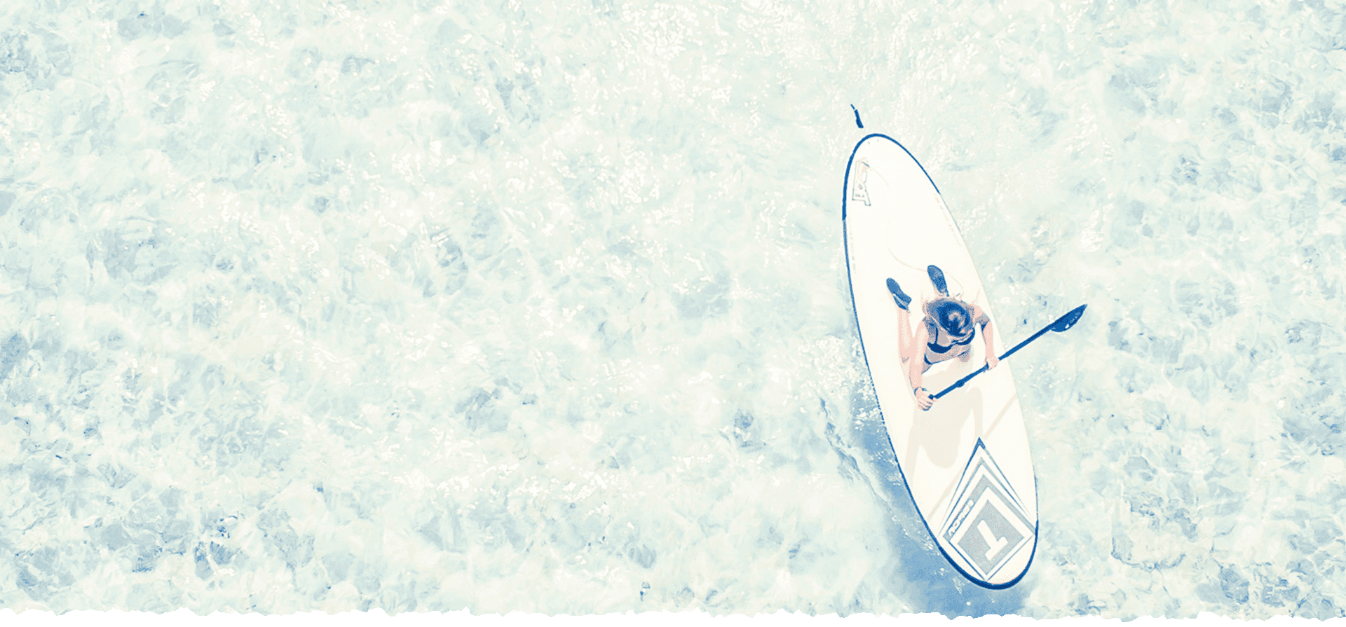 Illustration - Woman paddle boarding